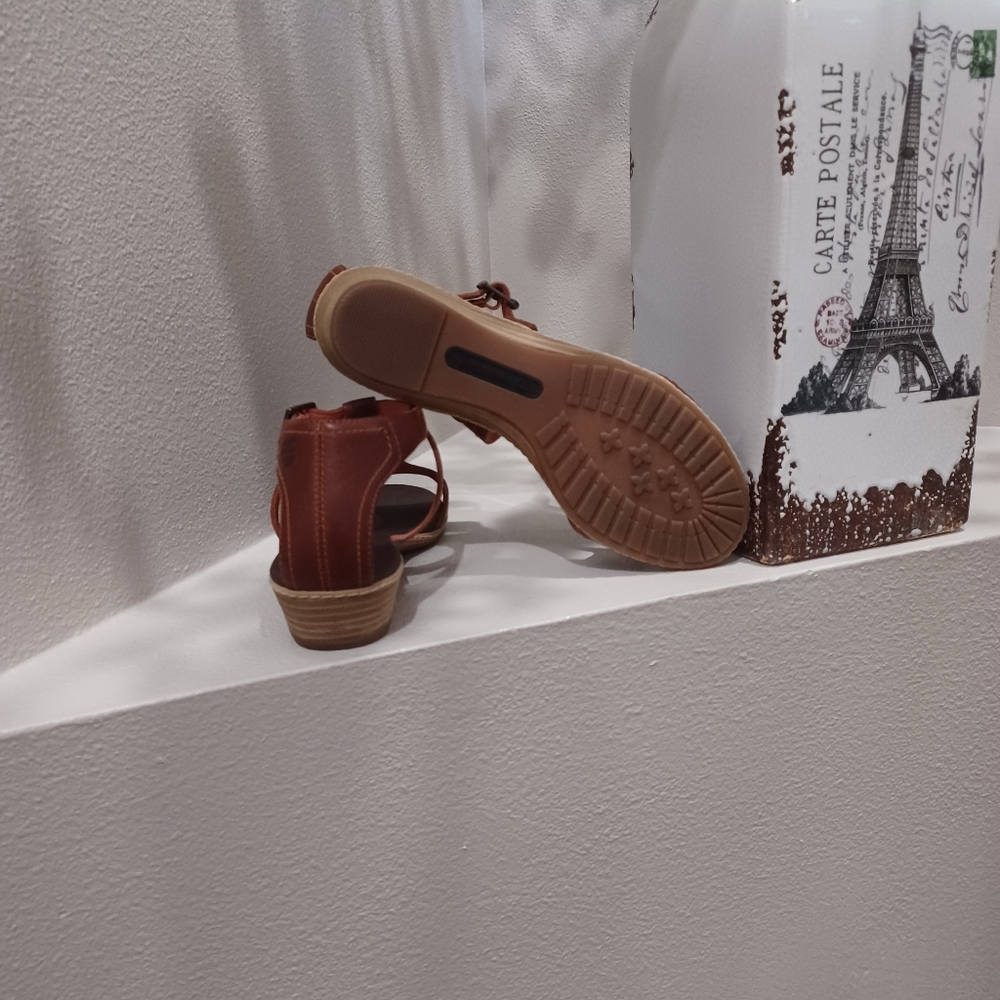Sandals - Picture 3 of 3